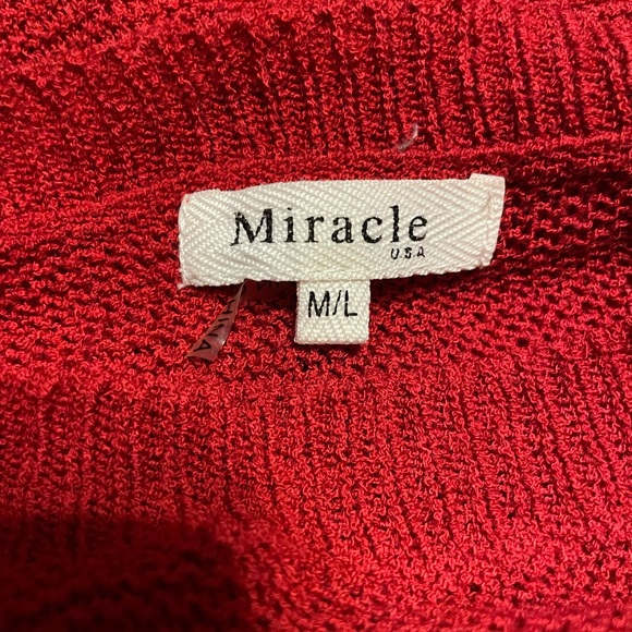 Lightweight Miracle M/L red sweater - Picture 3 of 5